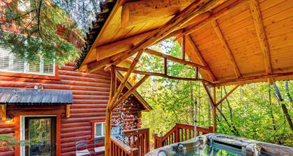 Dreamy Alpine Cabin w/ Hot Tub, Fireplace & More!