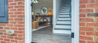 Modern Townhome: Walk to Tennessee Tech University