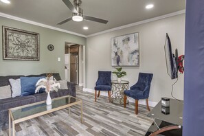 House (1 Bedroom) | Interior