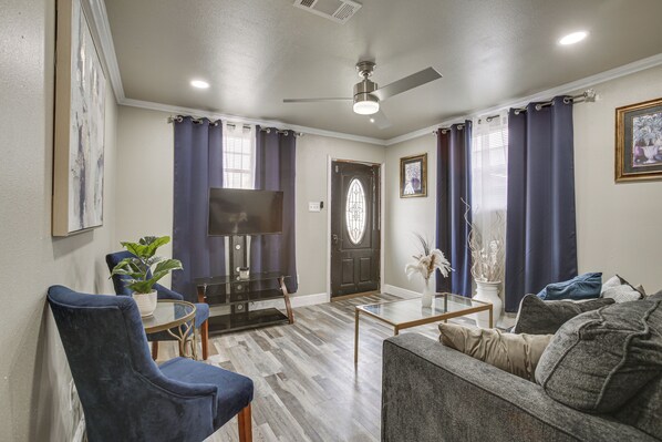 House (1 Bedroom) | Interior