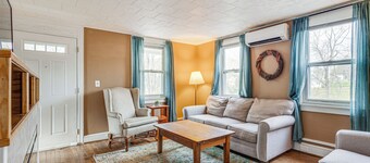 Quiet Port Royal Home w/ Deck, Near Juniata River!