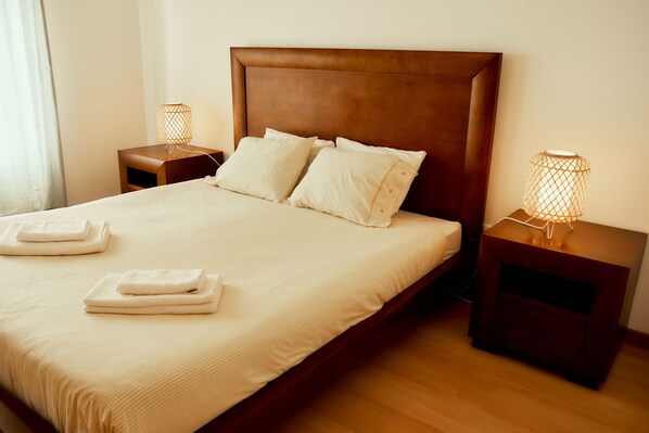 5 Schlafzimmer, Bügeleisen/Bügelbrett, Reisekinderbett, kostenloses WLAN