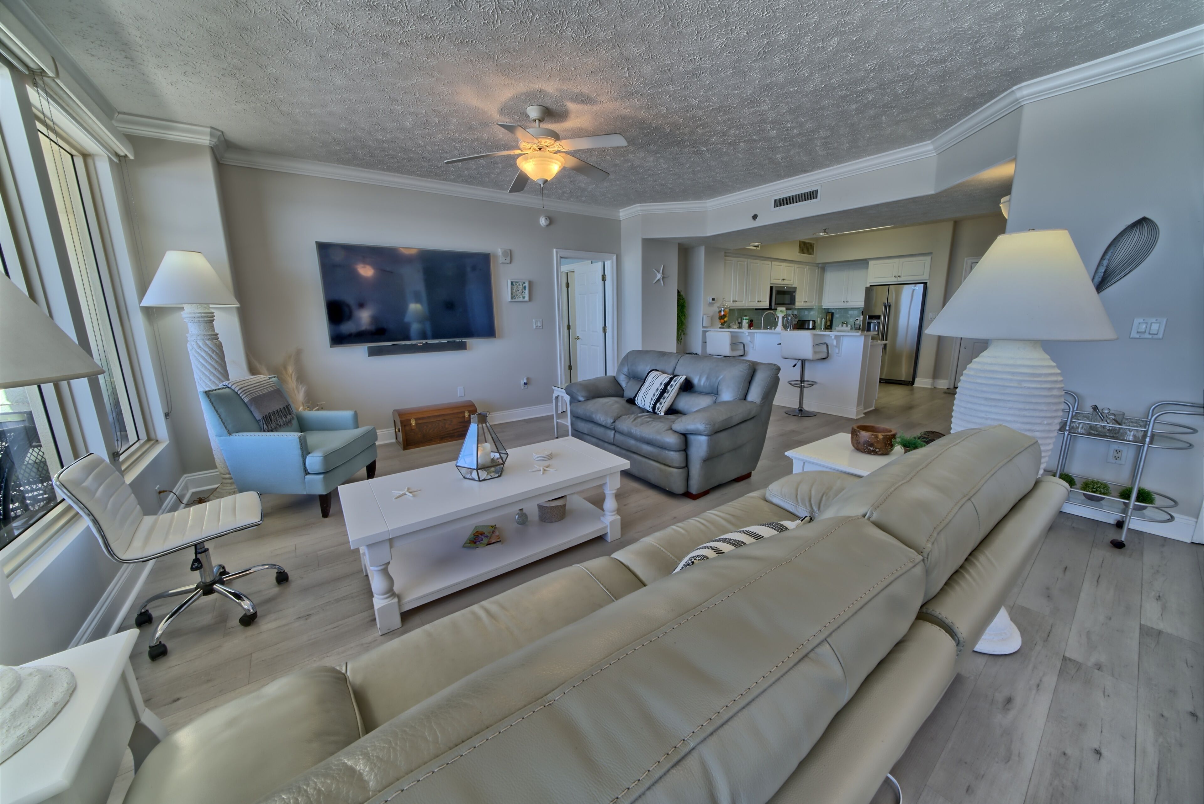 Living area | Smart TV