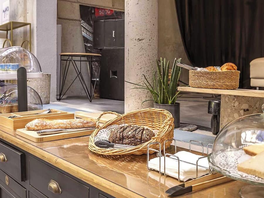 Daily buffet breakfast (EUR 15 per person)