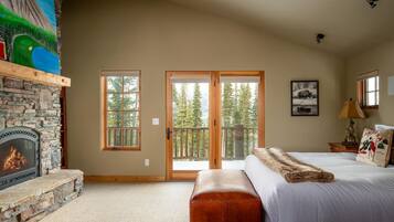 Nhà, 3 phòng ngủ | 3 phòng ngủ, truy cập Internet không dây miễn phí, bộ trải giường