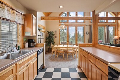 Wren 2 Bedroom Home by RedAwning