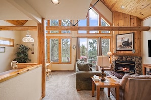 House, 2 Bedrooms | Living area