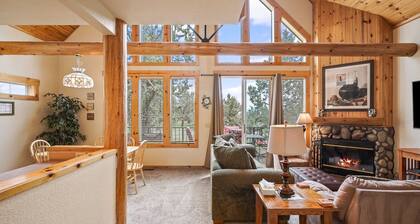 Wren 2 Bedroom Home by RedAwning