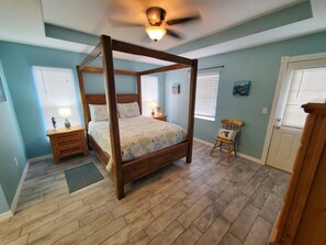 House, 3 Bedrooms | 3 bedrooms, free WiFi - Crescent Cottage 3 Bedroom Home by RedAwning (St. Augustine)