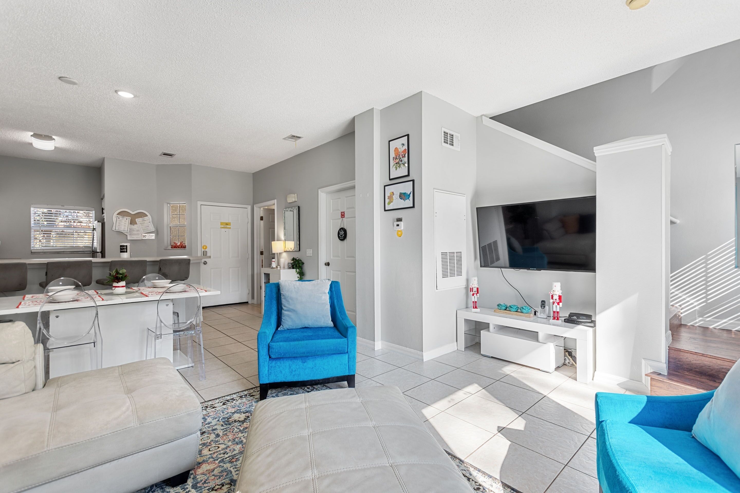 Townhome, 3 Bedrooms | Living area | Smart TV