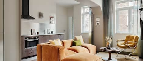 Appartement Prestige | Cuisine privée | Réfrigérateur, four à micro-ondes, surface de cuisson, lave-vaisselle