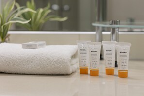 Apartment, 1 Schlafzimmer, Küche | Badezimmer | Dusche, Handtücher