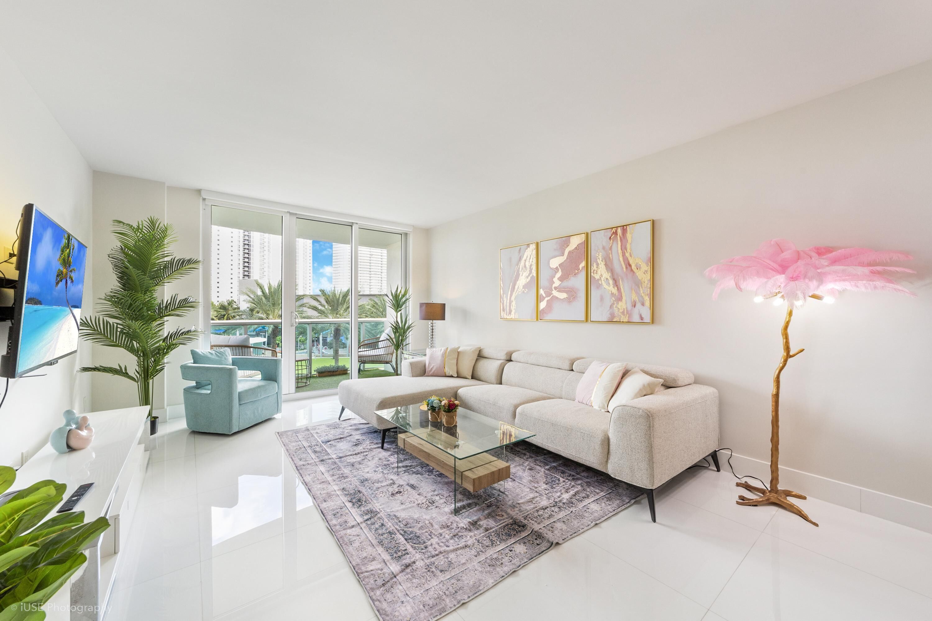 Sunny Isles Beachfront Oasis | Modern & Spacious