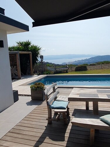 Location Villa sur les Hauteurs D'ajaccio à 5 Minutes de la Ville
