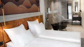 1 bedroom, minibar, in-room safe, individually decorated