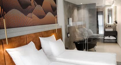 Hotel M23
