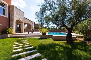 Pool - Villa Dominika by Villsy (Kastelir)