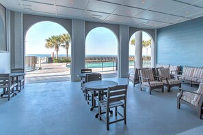 Outdoor dining - The Oasis 1508 High-Rise Retreat, Gulfside Elite (Orange Beach)