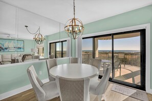 Dining - Duneridge 1107 - Beautiful 3 bedroom oceanfront condo! (Wrightsville Beach)