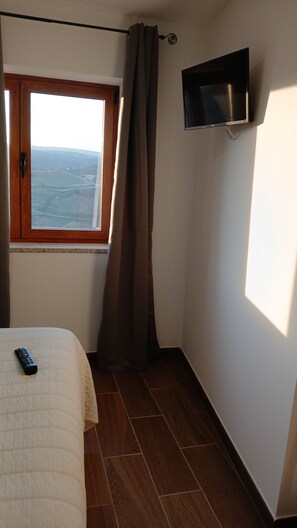 2 soverom, strykejern/-brett, wi-fi og sengetøy