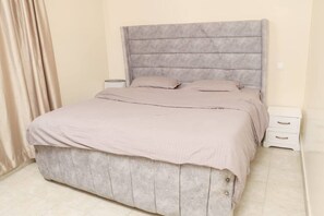 3 soverom, strykejern/-brett, wi-fi og sengetøy