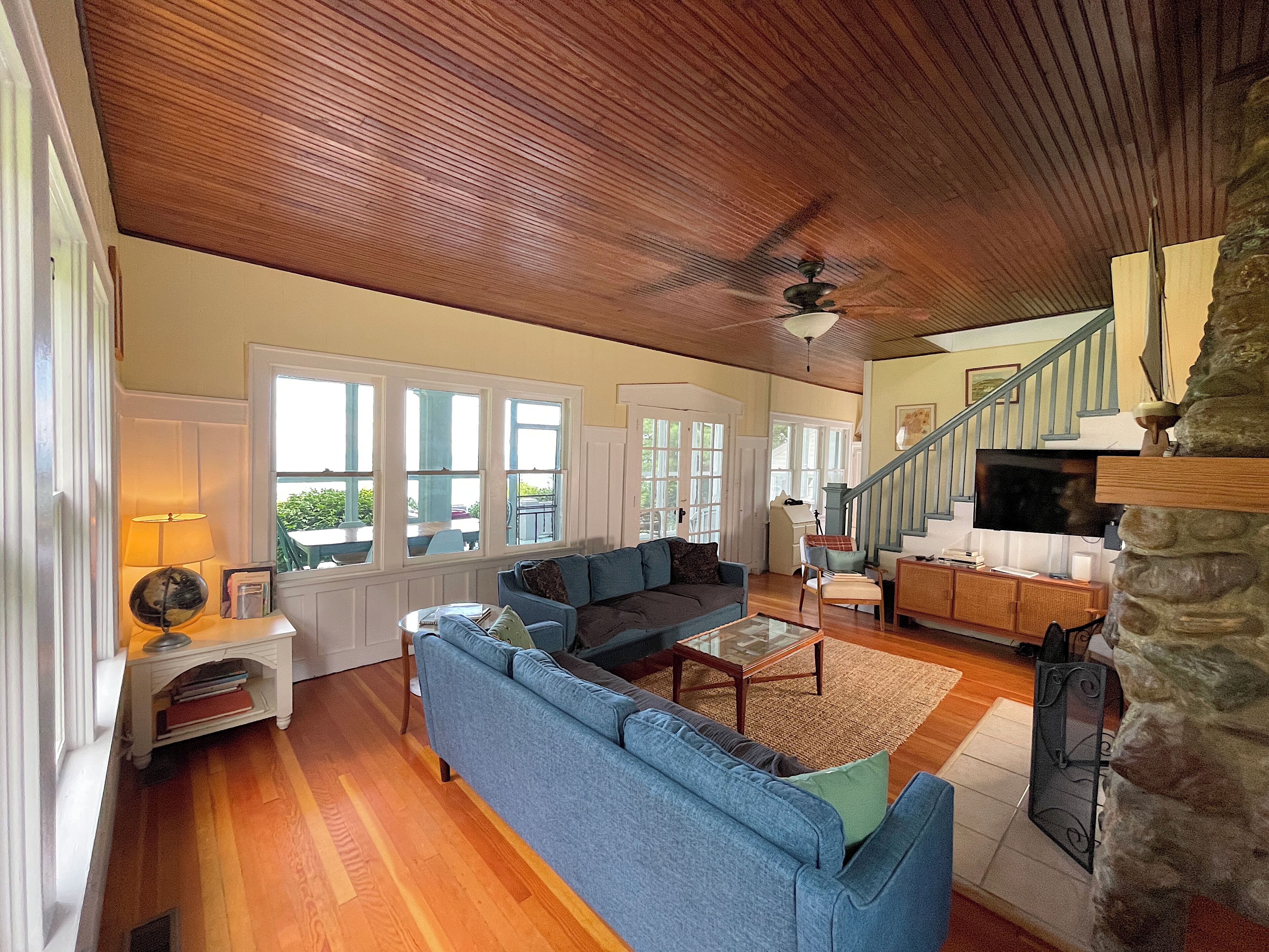 TV connectée, cheminée