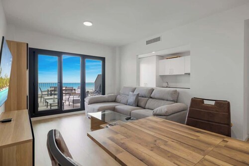 Panoramic terrace w/pool by Costarentals - Ref 43