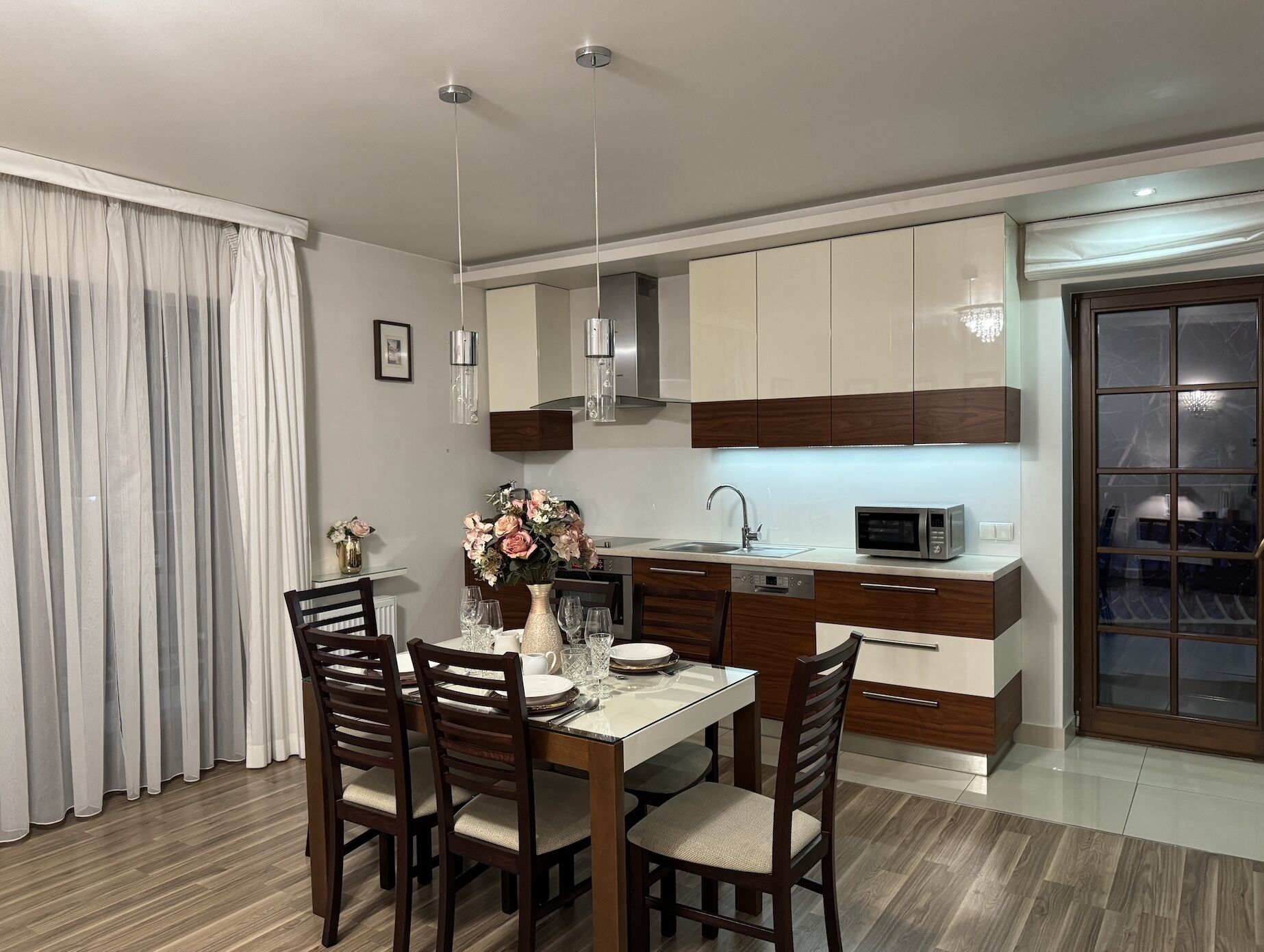 舒适公寓 | 餐厅