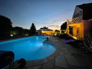 A heated pool - Reves2bulles, une Nuit Insolite Dans une Bulle (Ousse)