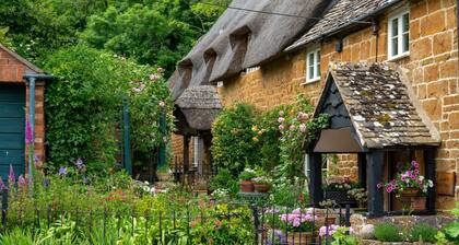 Stunning thatched dog friendly holiday cottage - The Glen, Ilmington