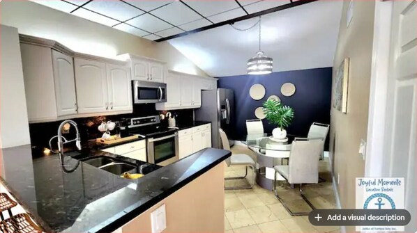Private kitchen - #66 New Montesinos Home by Joyful Moments Vacation (Tampa)