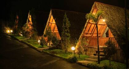 Resort bernuansa alam dengan kolam renang pribadi !