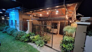 Fachada del alojamiento