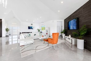 Living area - Villa Farina in the Farrington (The Quarter)