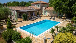 Pool - Villa Karim by Villas Guide (Porec)