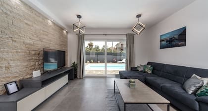 Villa Danica by Villas Guide