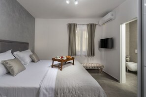 4 slaapkamers, een strijkplank/strijkijzer, gratis wifi, beddengoed