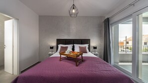 4 soverom, strykejern/-brett, wi-fi (inkludert) og sengetøy