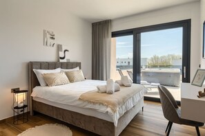 4 chambres, fer et planche à repasser, Wi-Fi gratuit, draps fournis