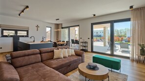 TV, fireplace - Villa Prudensia by Villas Guide (Kaštelir)