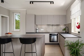 Fridge, oven, dishwasher, coffee/tea maker - Villa Venta by Villas Guide (Krasica)