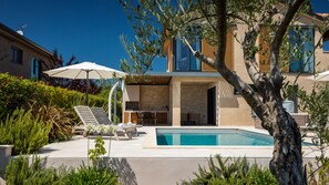 Pool - Villa Vallis by Villas Guide (Porec)