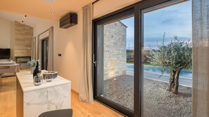 Interior - Villa Oliba by Villas Guide (Bale)