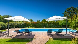 Beheizter Pool