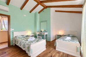 4 bedrooms, in-room safe, iron/ironing board, free WiFi