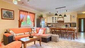 Télévision, cheminée