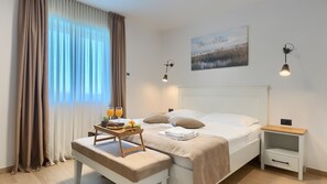 4 soverom, safe på rommet, strykejern/-brett og wi-fi (inkludert)