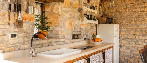 Refrigerador, microondas, horno, lavavajillas