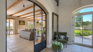 Fireplace - Villa Rapavel by Villas Guide (Rapavel)