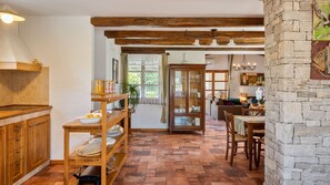 Interior - Villa Nonna Lucia by Villas Guide (Grožnjan)